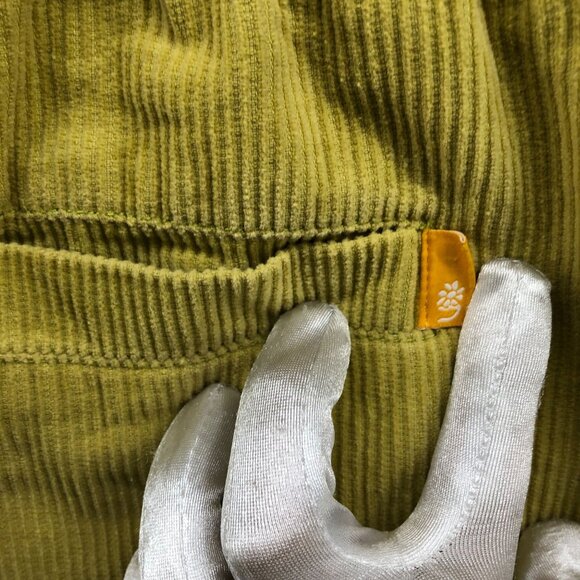 Urban Outfitters Yellow Corduroy Volley Short Mens M Pull On Relaxed Pleated - Picture 4 of 10